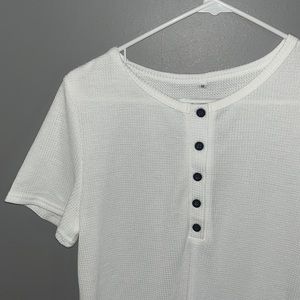 SUPER CUTE HENLY TEE